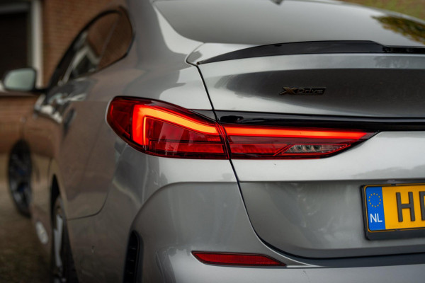 BMW 2 Serie Gran Coupé M235i xDrive Executive 306 PK 1e Eig Dealer o.h Camera Leder LED 18''