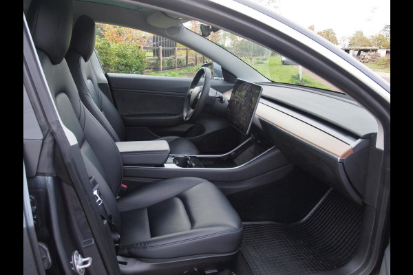 Tesla Model 3 Long Range AWD 75 kWh | Panoramdak | Camera | Marge Auto |