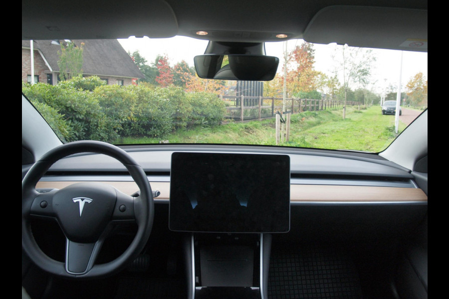 Tesla Model 3 Long Range AWD 75 kWh | Panoramdak | Camera | Marge Auto |