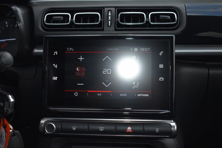 Citroën C3 1.2 PureTech S&S 110 PK Aut. Shine | Panodak | Carplay | Stoelverw. | Incl. garantie