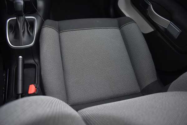 Citroën C3 1.2 PureTech S&S 110 PK Aut. Shine | Panodak | Carplay | Stoelverw. | Incl. garantie