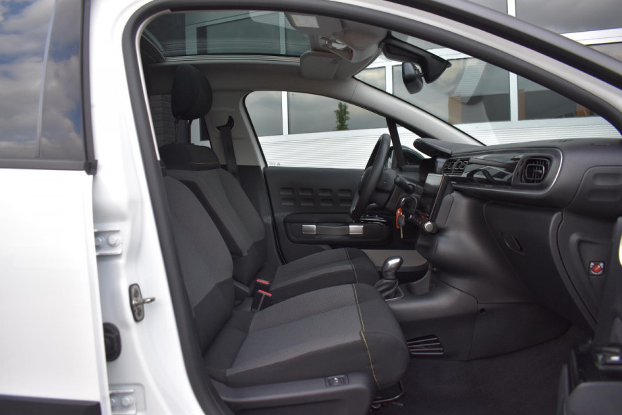 Citroën C3 1.2 PureTech S&S 110 PK Aut. Shine | Panodak | Carplay | Stoelverw. | Incl. garantie