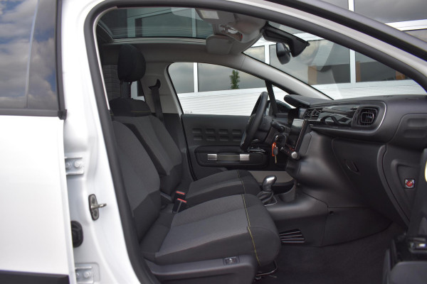 Citroën C3 1.2 PureTech S&S 110 PK Aut. Shine | Panodak | Carplay | Stoelverw. | Incl. garantie