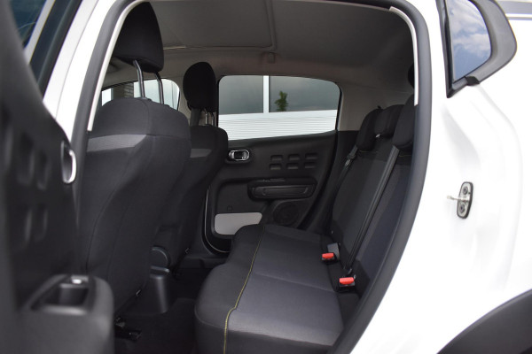 Citroën C3 1.2 PureTech S&S 110 PK Aut. Shine | Panodak | Carplay | Stoelverw. | Incl. garantie