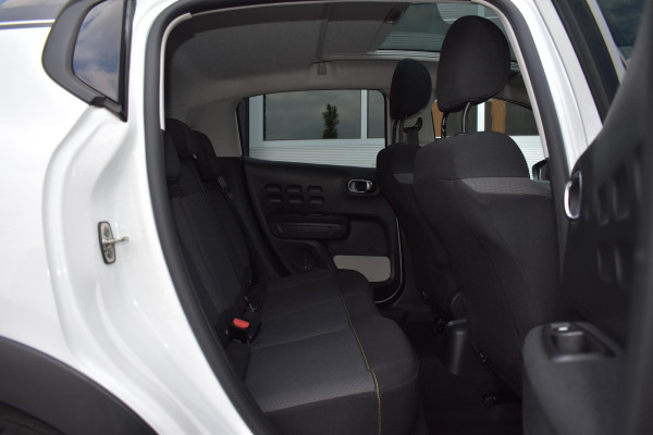 Citroën C3 1.2 PureTech S&S 110 PK Aut. Shine | Panodak | Carplay | Stoelverw. | Incl. garantie