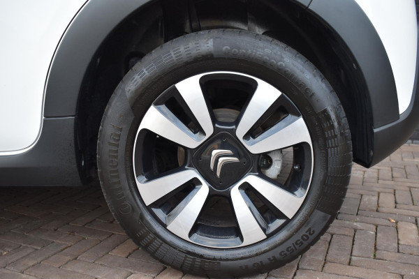 Citroën C3 1.2 PureTech S&S 110 PK Aut. Shine | Panodak | Carplay | Stoelverw. | Incl. garantie