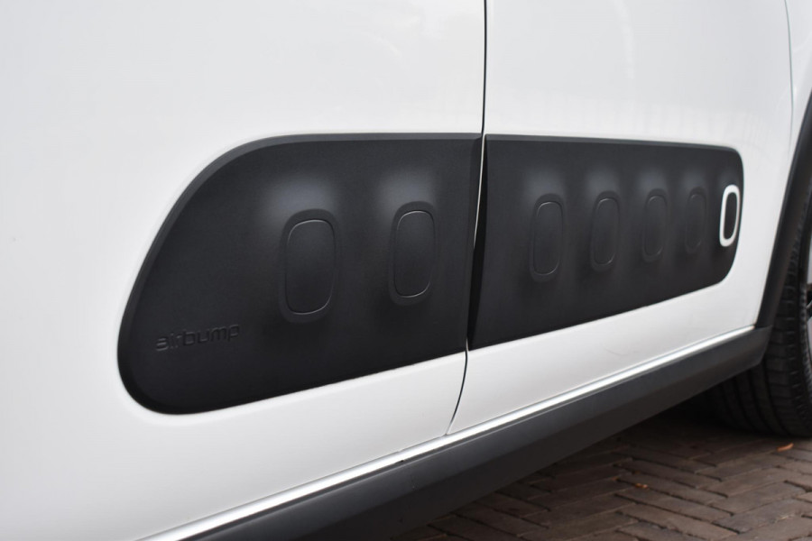 Citroën C3 1.2 PureTech S&S 110 PK Aut. Shine | Panodak | Carplay | Stoelverw. | Incl. garantie