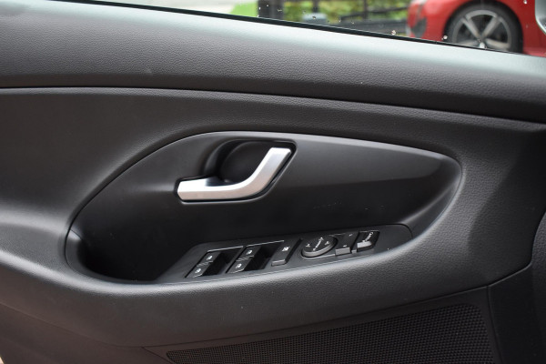 Hyundai i30 1.0 T-GDI 120 PK Comfort | Carplay | Camera | Incl. garantie