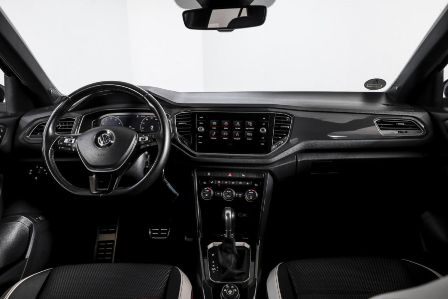 Volkswagen T-Roc 2.0 TSI 190 PK 4Motion Sport - Automaat Orig. NL | S/K-Panodak | Adapt. Cruise | Stoelverw. | PDC | NAV + App. Connect | ECC | Afn. Trekhaak | DAB | LM 17" |