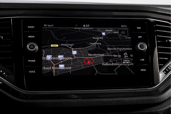 Volkswagen T-Roc 2.0 TSI 190 PK 4Motion Sport - Automaat Orig. NL | S/K-Panodak | Adapt. Cruise | Stoelverw. | PDC | NAV + App. Connect | ECC | Afn. Trekhaak | DAB | LM 17" |