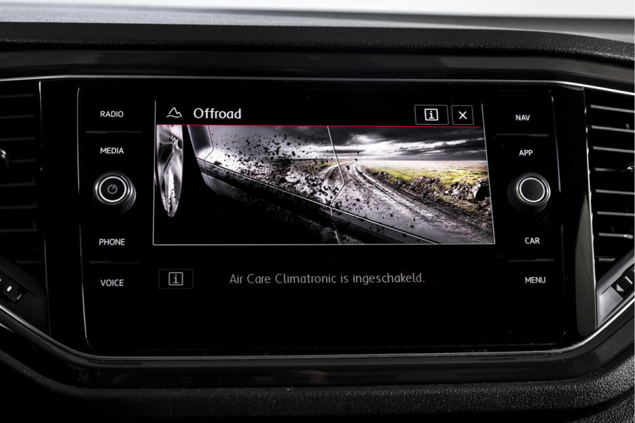 Volkswagen T-Roc 2.0 TSI 190 PK 4Motion Sport - Automaat Orig. NL | S/K-Panodak | Adapt. Cruise | Stoelverw. | PDC | NAV + App. Connect | ECC | Afn. Trekhaak | DAB | LM 17" |