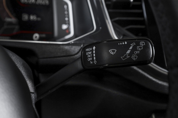 Volkswagen T-Roc 2.0 TSI 190 PK 4Motion Sport - Automaat Orig. NL | S/K-Panodak | Adapt. Cruise | Stoelverw. | PDC | NAV + App. Connect | ECC | Afn. Trekhaak | DAB | LM 17" |