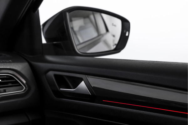 Volkswagen T-Roc 2.0 TSI 190 PK 4Motion Sport - Automaat Orig. NL | S/K-Panodak | Adapt. Cruise | Stoelverw. | PDC | NAV + App. Connect | ECC | Afn. Trekhaak | DAB | LM 17" |