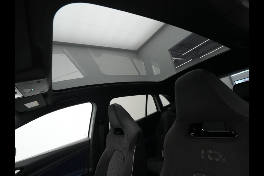 Volkswagen ID.4 GTX 4Motion 77 kWh 360 Camera Panorama Sideassist Stoelverwarming  Headup Display 196