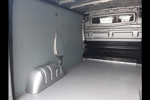 Fiat Talento 2.0 d 107Kw - 145Pk MultiJet Airco Cruise control 3-Zits