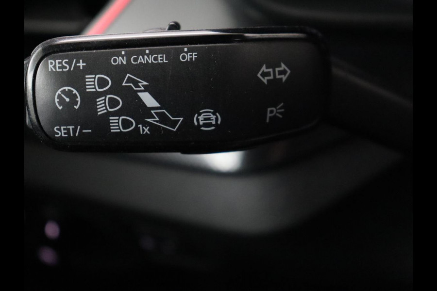 Škoda SCALA 1.0 TSI Sport | Carplay | Sportstoelen | Climate control | Parkeerhulp | Cruise control | Full LED | Bluetooth | DAB