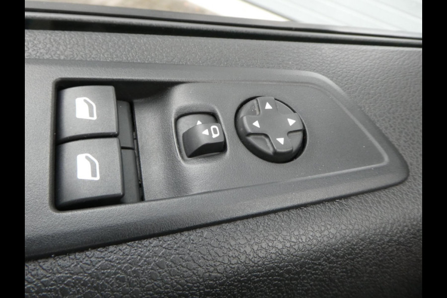 Opel Vivaro 2.0, 180pk, Automaat, L3, Navigatie, PCD, 3-Zits.