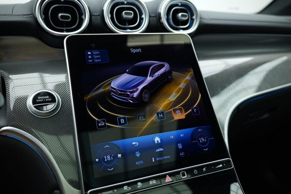 Mercedes-Benz GLC Coupé GLC300e 4MATIC AMG Line |Pano|360|Memory|ACC|Dodehoek|