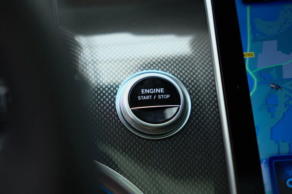 Mercedes-Benz GLC Coupé GLC300e 4MATIC AMG Line |Pano|360|Memory|ACC|Dodehoek|