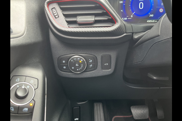 Ford Puma 1.0 EcoBoost Hybrid ST-Line X 125pk/92kW Automaat | Full Options | Panodak | Driver Assistance Pack | 19 inch | Elek. achterklep | Keyless | etc. etc.
