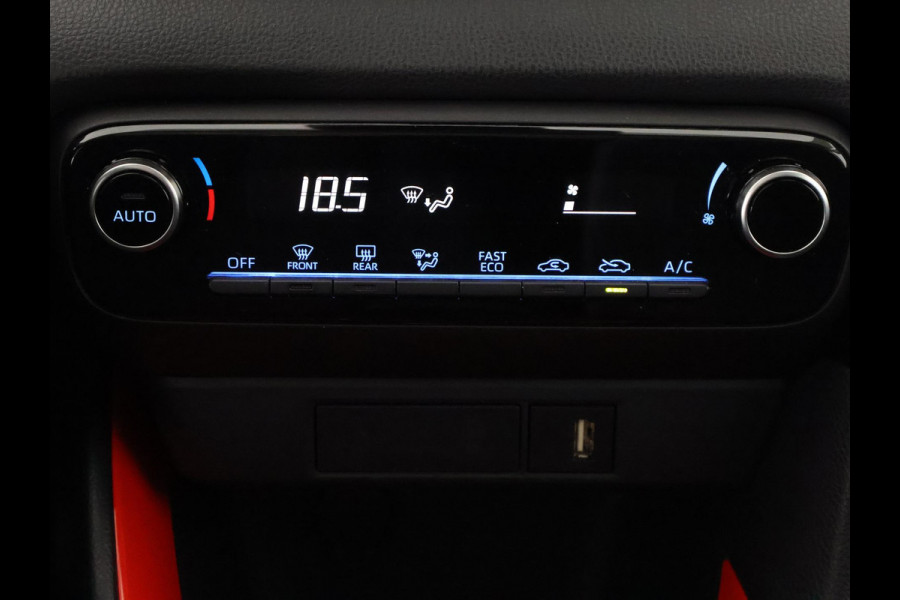 Toyota Yaris 1.5 Hybrid Dynamic Sport GRMN Pack | Navigatie | Dealer onderhouden | Apple Carplay & AndroidAUTO | Camera |