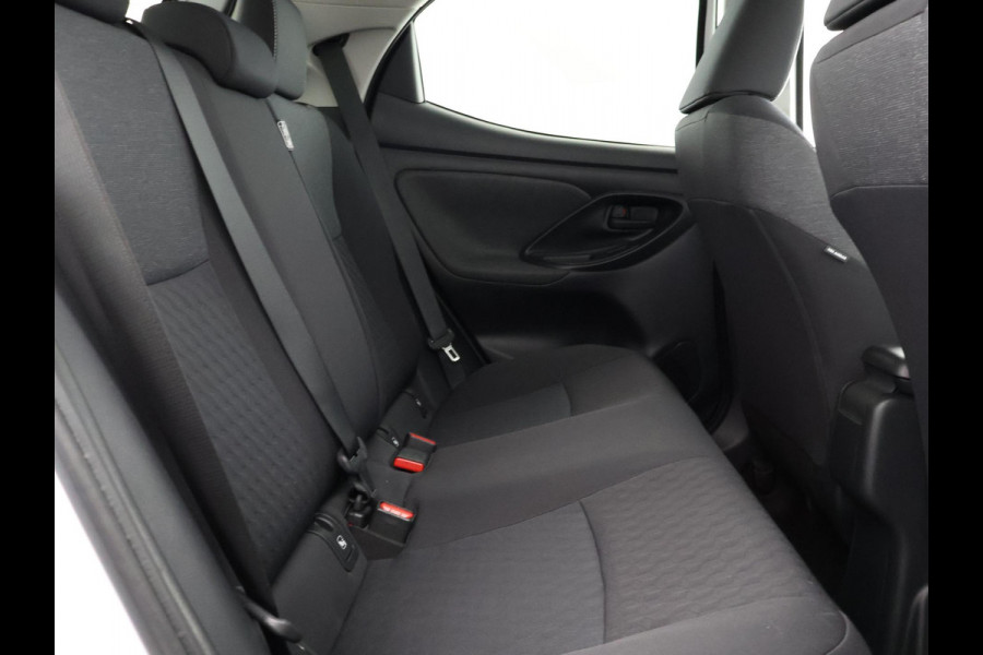 Toyota Yaris 1.5 Hybrid Dynamic Sport GRMN Pack | Navigatie | Dealer onderhouden | Apple Carplay & AndroidAUTO | Camera |