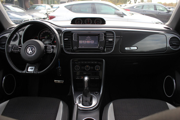 Volkswagen Beetle 2.0 TSI Dune / Schuifdak / Camera / Xenon / Navigatie / 20'' / Stoelverwarming / DAB / Stoelverwarming / Cruise Control