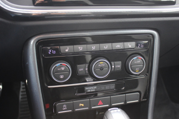 Volkswagen Beetle 2.0 TSI Dune / Schuifdak / Camera / Xenon / Navigatie / 20'' / Stoelverwarming / DAB / Stoelverwarming / Cruise Control