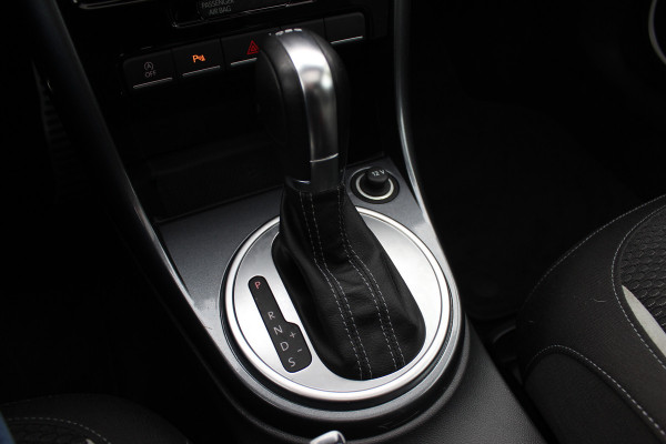 Volkswagen Beetle 2.0 TSI Dune / Schuifdak / Camera / Xenon / Navigatie / 20'' / Stoelverwarming / DAB / Stoelverwarming / Cruise Control
