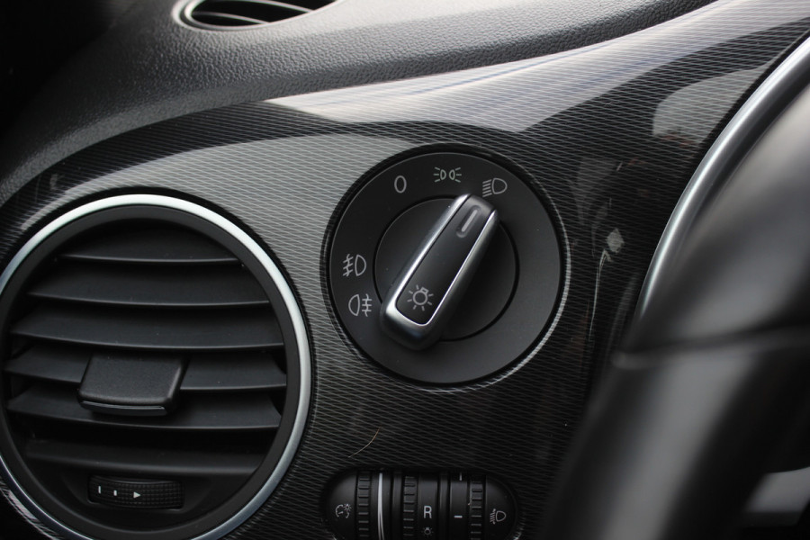 Volkswagen Beetle 2.0 TSI Dune / Schuifdak / Camera / Xenon / Navigatie / 20'' / Stoelverwarming / DAB / Stoelverwarming / Cruise Control