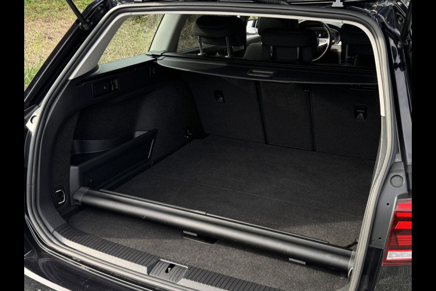 Volkswagen Passat Variant 218PK DSG HYBRID GTE BUSINESS NAVI/CAMERA/CARPLAY