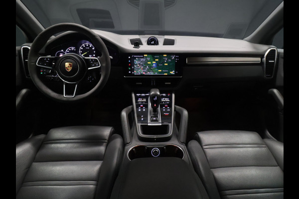 Porsche Cayenne 3.0 E-Hybrid Platinum Edition [SCHUIFKANTELDAK, SPORT CHRONO, SOFTCLOSE, TREKHAAK INKLAPBAAR, LUCHTVERING, APPLE CARPLAY, ANDROID, MEMORY SEATS, BOSE SOUND, 360 CAMERA, HEAD-UP, ADAPTIVE CRUISE, STOELVENTILATIE, STOELVERW