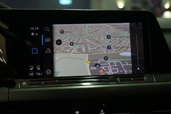 Volkswagen Golf 2.0 TSI R 4Motion PERFORMANCE AKRAP/PANO/HEADUP/IQ/H-K/BOMVOL