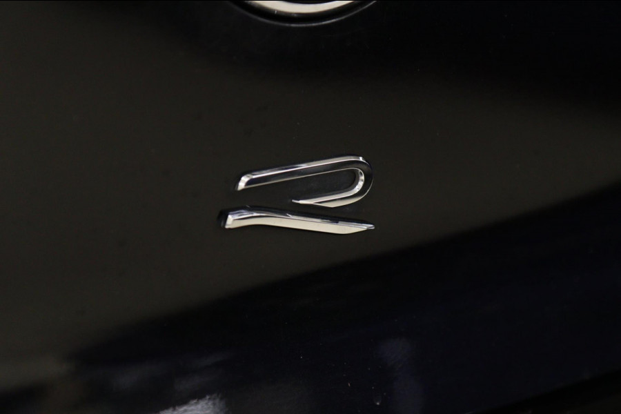 Volkswagen Golf 2.0 TSI R 4Motion PERFORMANCE AKRAP/PANO/HEADUP/IQ/H-K/BOMVOL