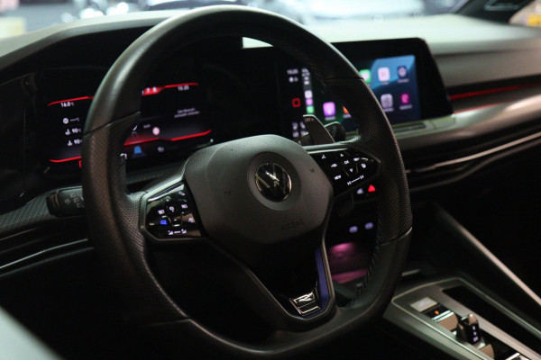 Volkswagen Golf 2.0 TSI R 4Motion PERFORMANCE AKRAP/PANO/HEADUP/IQ/H-K/BOMVOL