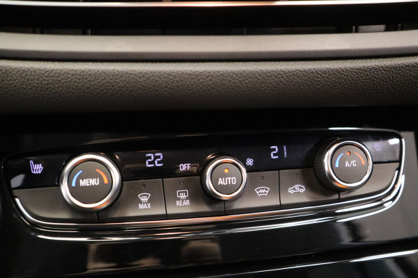 Opel Grandland 1.6 Turbo Plug-In Hybrid 4x4 GSe Cruise/Climate Blindspot PDC Keyless Entry/Go 300PK! 24 maanden garantie mogelijk (*vraag naar de voorwaarden)