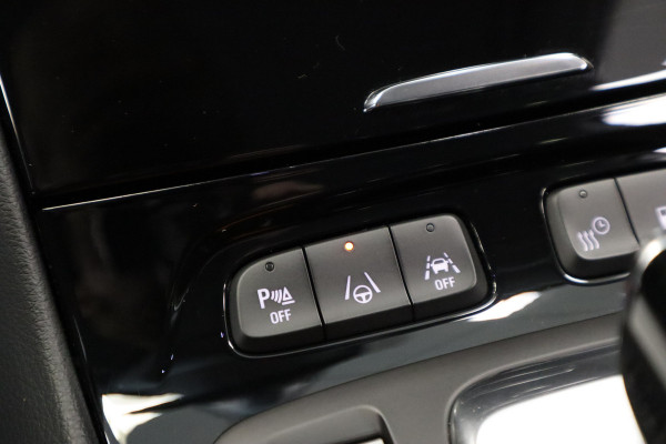 Opel Grandland 1.6 Turbo Plug-In Hybrid 4x4 GSe Cruise/Climate Blindspot PDC Keyless Entry/Go 300PK! 24 maanden garantie mogelijk (*vraag naar de voorwaarden)