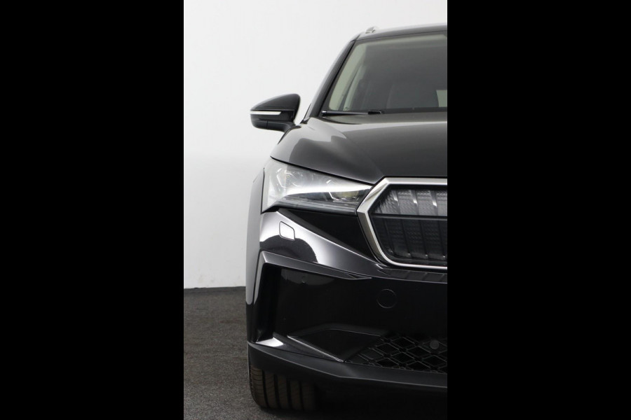 Škoda ENYAQ iV 80 Founders Edition Black|Leer|SOH 93%|Camera|Stoelverwarming