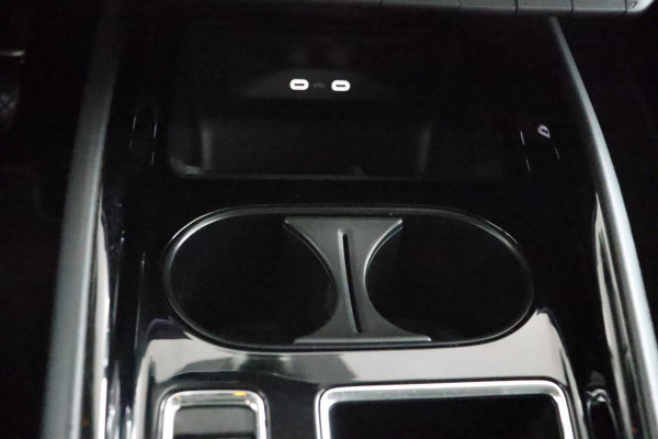 Škoda ENYAQ iV 80 Founders Edition Black|Leer|SOH 93%|Camera|Stoelverwarming