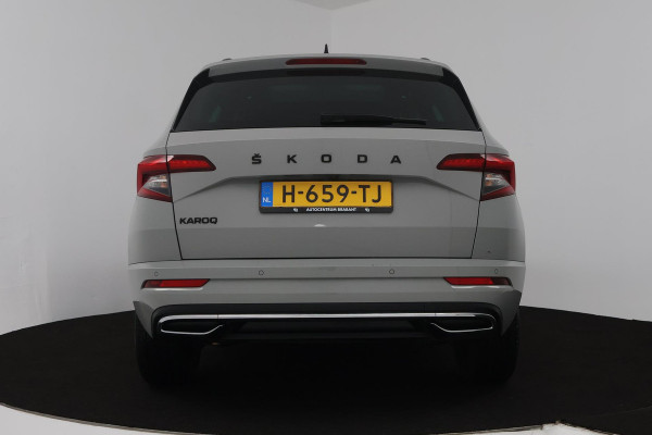 Škoda Karoq 1.5 TSI ACT Sportline Business (PANORAMADAK, DIGITALE COCKPIT, ACHTERUITRIJCAMERA, STOELVERWARMING, CRUISE ADAPTIEF)