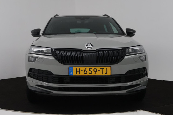 Škoda Karoq 1.5 TSI ACT Sportline Business (PANORAMADAK, DIGITALE COCKPIT, ACHTERUITRIJCAMERA, STOELVERWARMING, CRUISE ADAPTIEF)