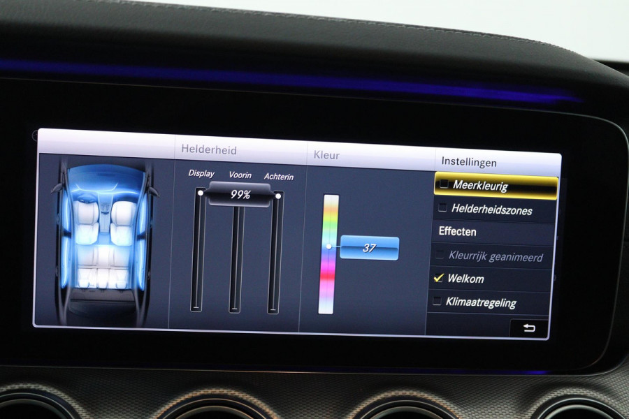 Mercedes-Benz E-Klasse 200 Business Solution AMG (STOELVERWARMING, ACHTERUITRIJCAMERA, SFEERVERLICHTING, PARKEERSENSOREN)