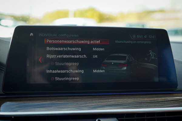 BMW 5 Serie 530e iPerformance High Executive / Adaptive / HUD / Comfortstoelen / Drive Assist Pro