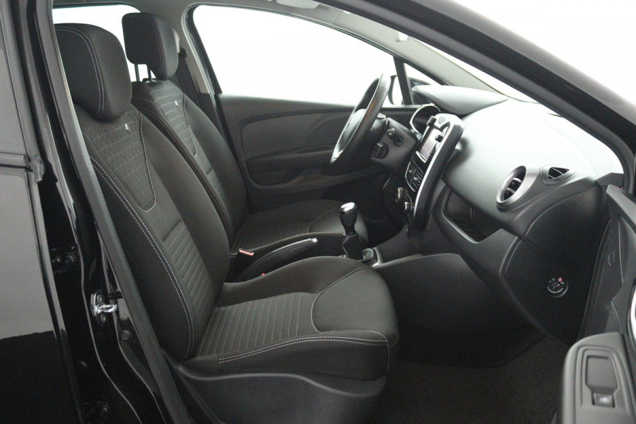 Renault Clio 0.9 TCe Intens (NAVIGATIE, CLIMA, PARKEERSENSOREN, CRUISE CONTROL, BLUETOOTH, AIRCO)