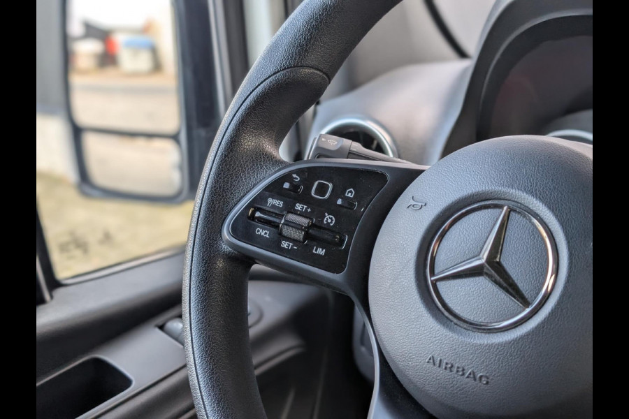 Mercedes-Benz Sprinter 319 190PK AUTOMAAT LED 3500KG TREKHAAK L2H2 CLIMATE CRUISE M-BUX
