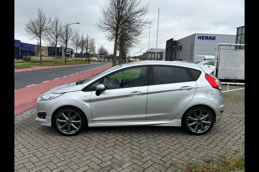 Ford Fiesta 1.0 EcoBoost ST Line Cruise Controle! Nap! 5 Deurs! Apk!