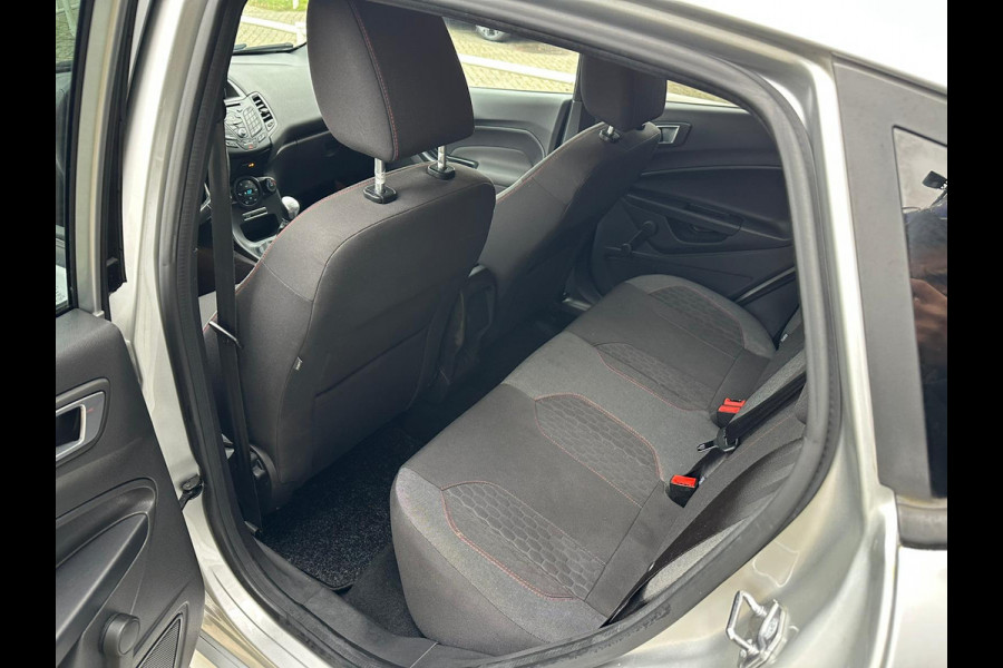 Ford Fiesta 1.0 EcoBoost ST Line Cruise Controle! Nap! 5 Deurs! Apk!