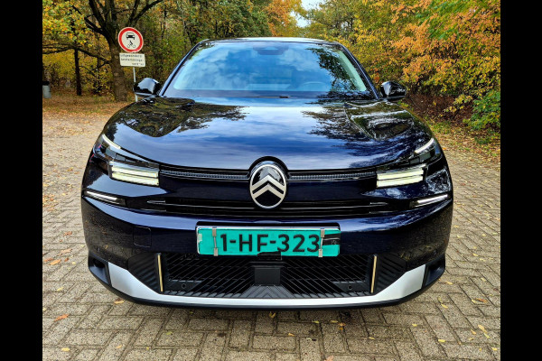 Citroën C4 1.2 Hybrid 136 Max 18 inch . Camera 360