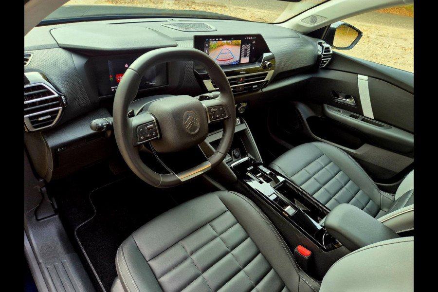 Citroën C4 1.2 Hybrid 136 Max 18 inch . Camera 360