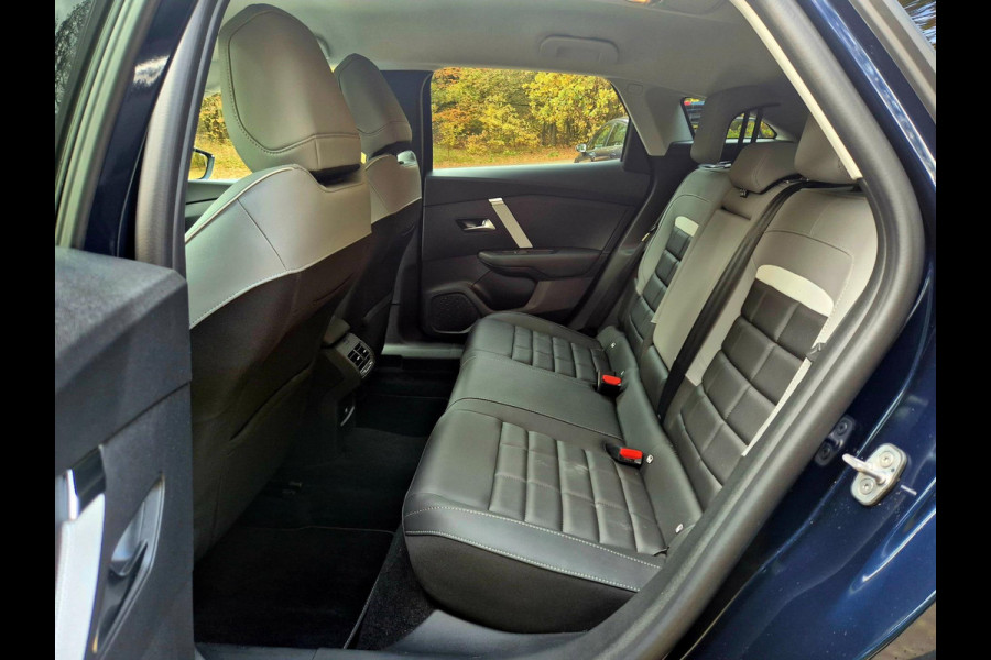 Citroën C4 1.2 Hybrid 136 Max 18 inch . Camera 360